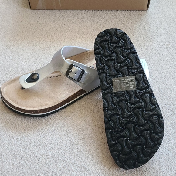 JBU Laura Too Silver Flip Flop - Picture 4 of 6